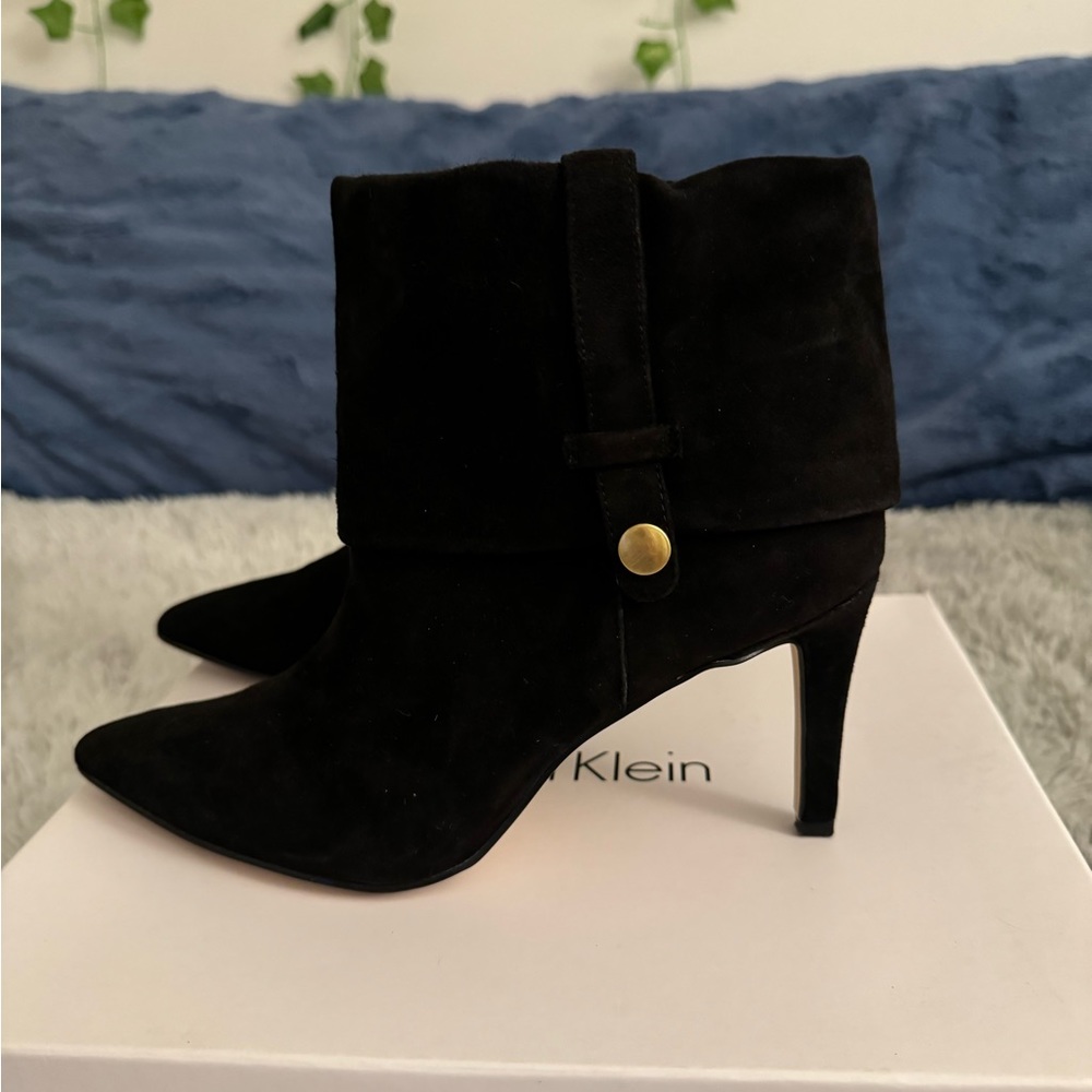 Calvin Klein black suede booties size 6.5